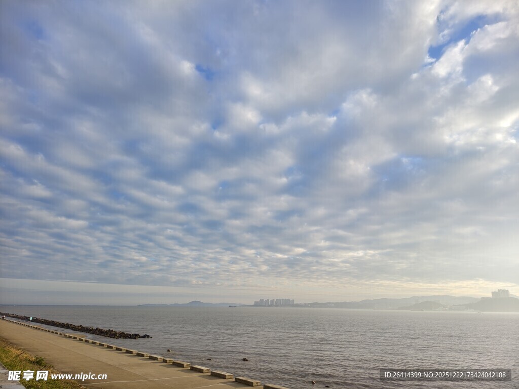 海边天空美景