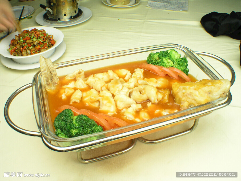 美味海鲜蔬菜烩