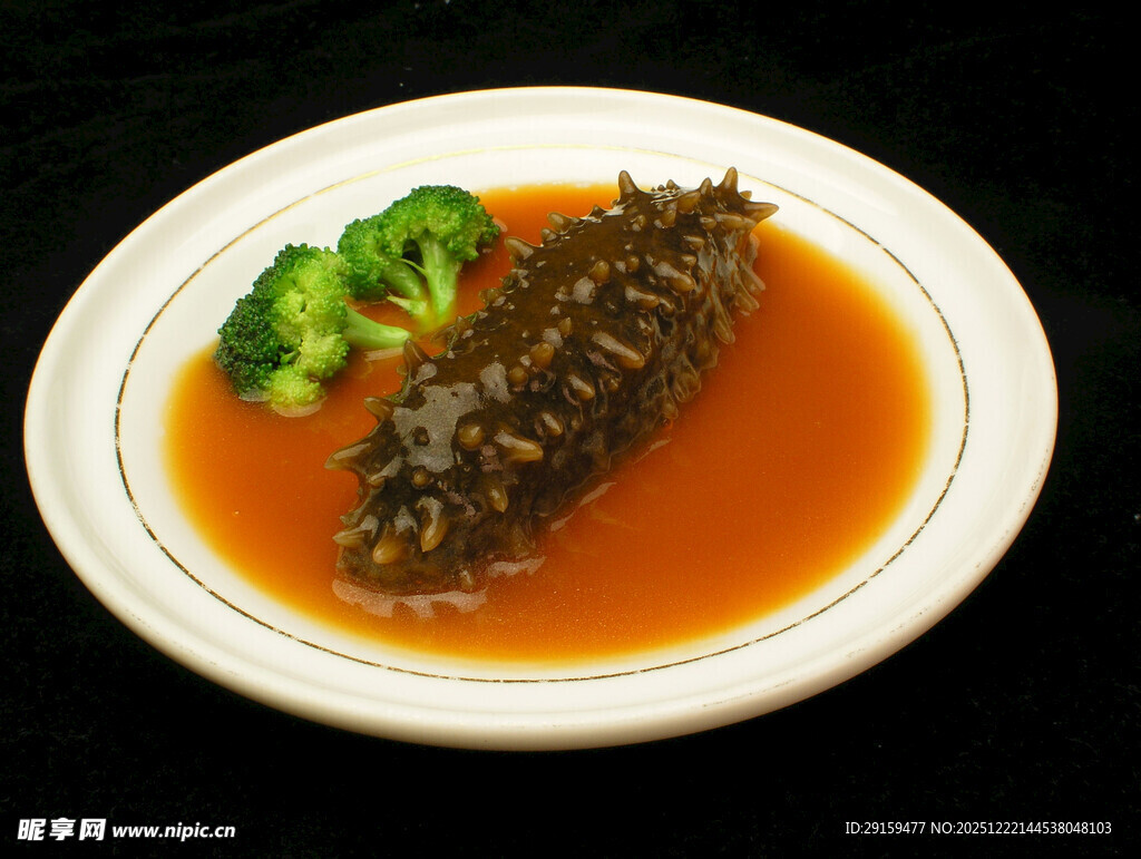 鲍汁海参配西兰花