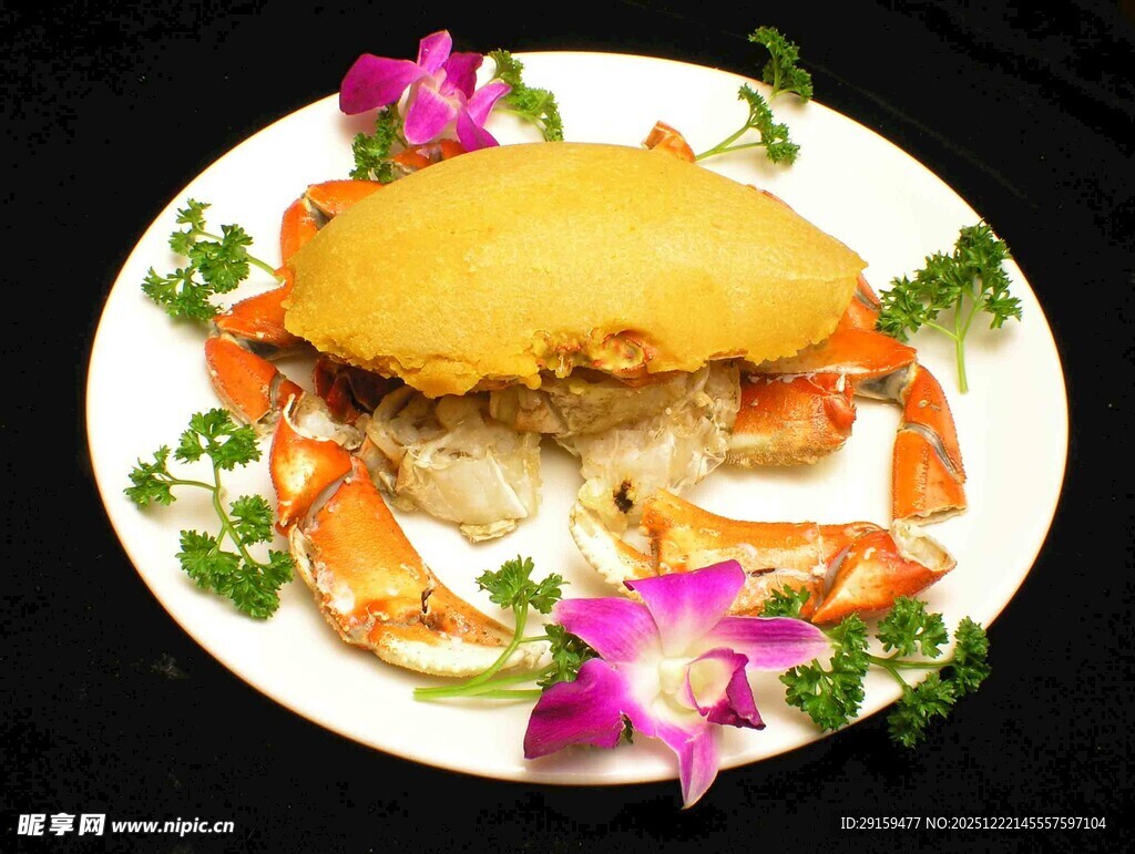 美味螃蟹佳肴摆盘精致