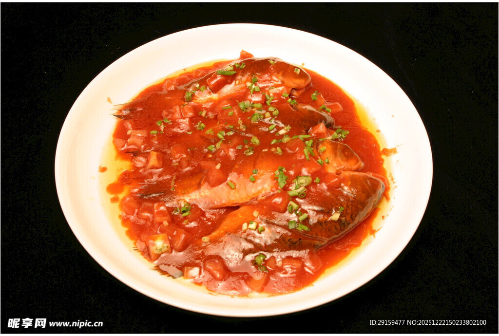番茄汁浇淋的美味鱼块