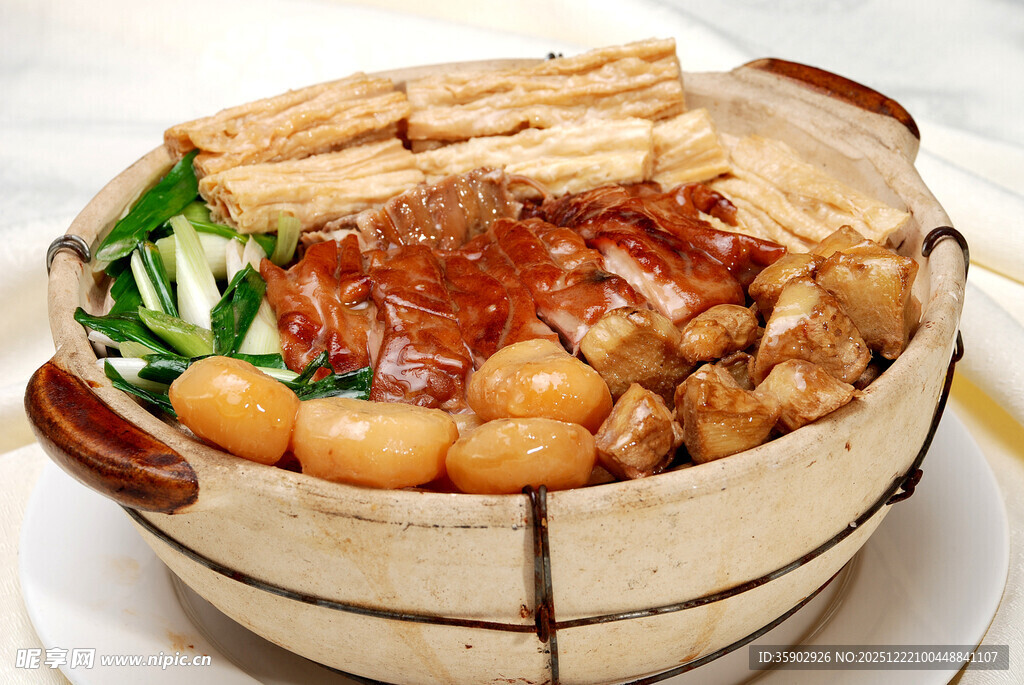 煲仔锅菜品港式羊腩煲