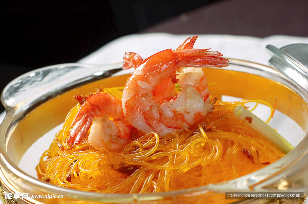 煲仔锅菜品干捞粉丝煲