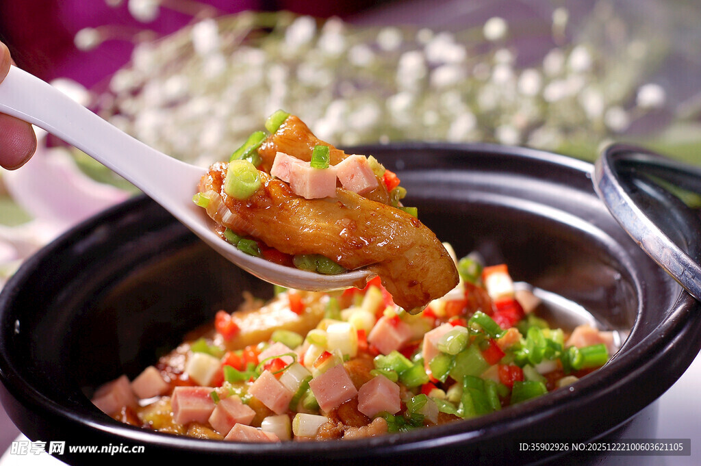 煲仔锅菜品煲仔鱼香茄瓜煲