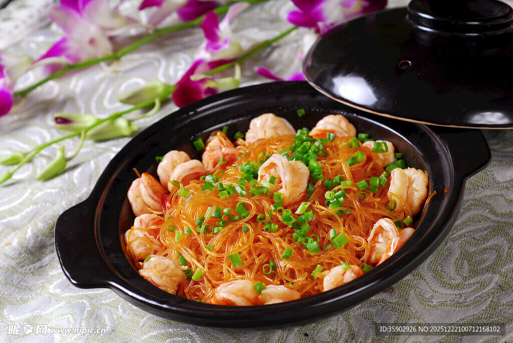 煲仔锅菜品大菜虾干粉丝煲