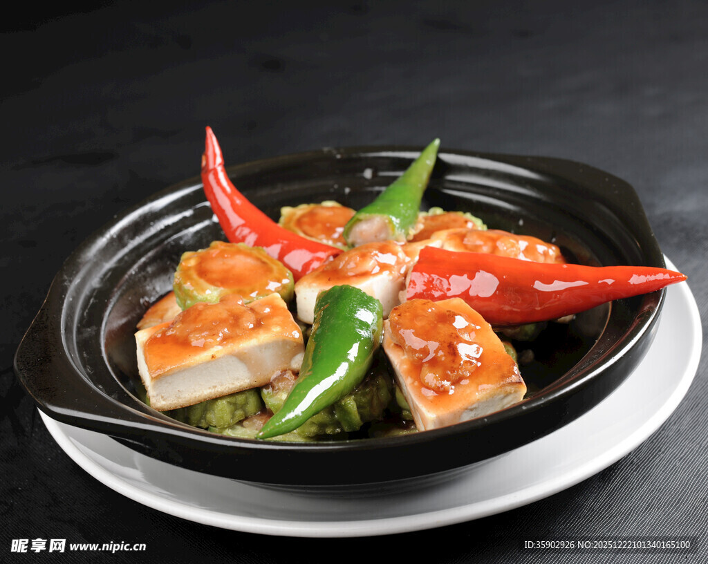 煲仔锅菜品酿三宝