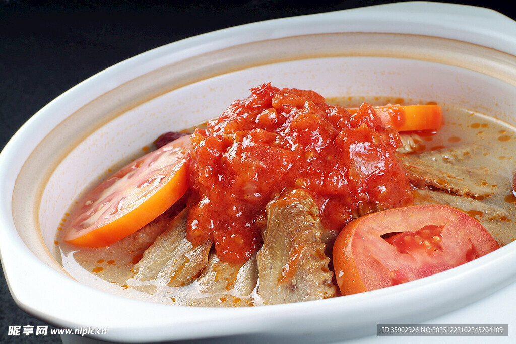 煲仔锅菜品砂锅蕃茄养生翅