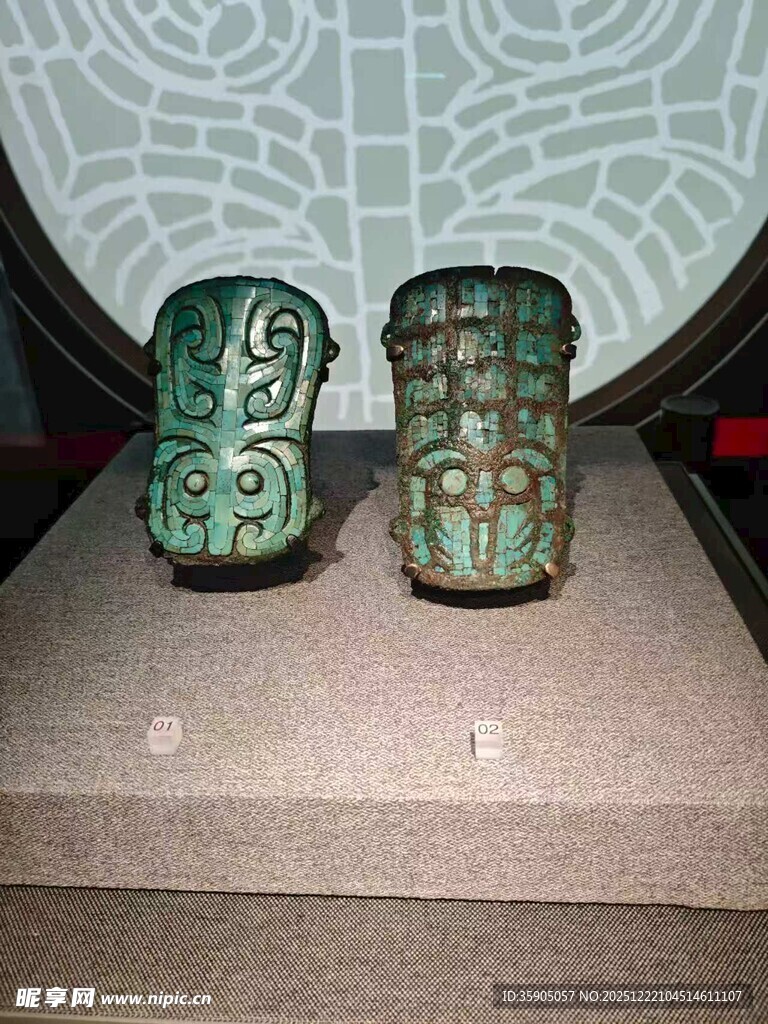 中国考古博物馆 嵌绿松石兽饰