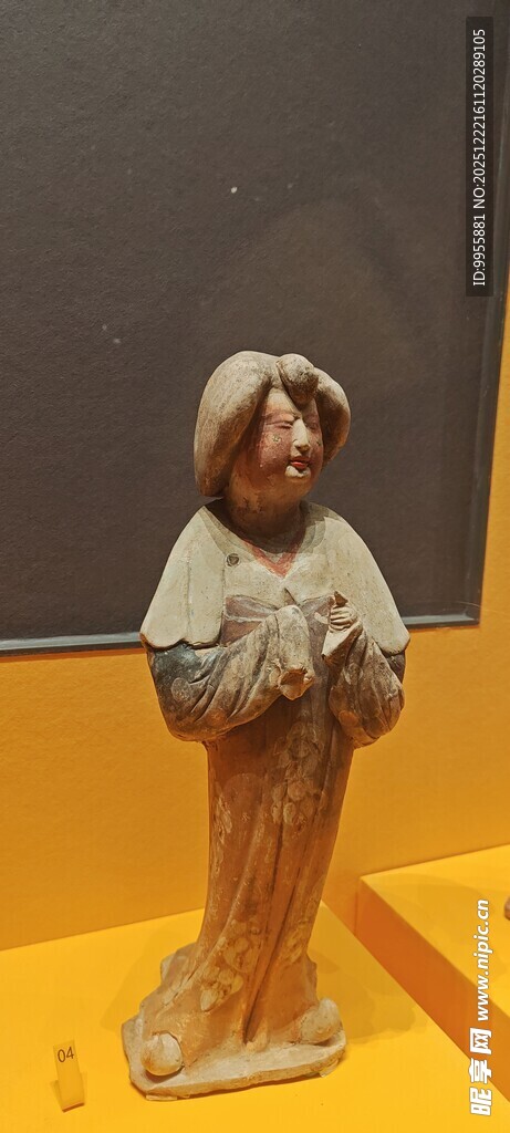 陕西西安古代陶俑人物造型展示