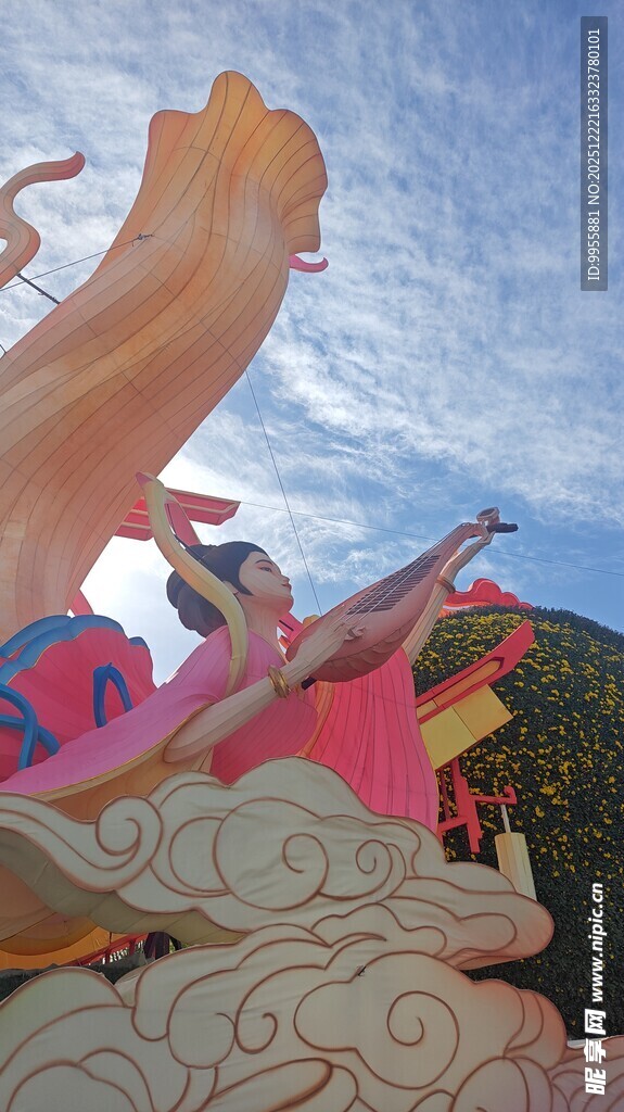 广东中山小梦幻飞天造型艺术景观
