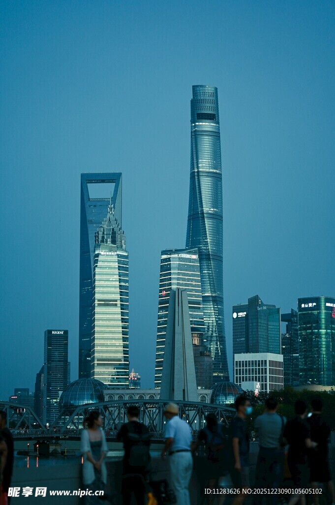上海城市天际线夜景