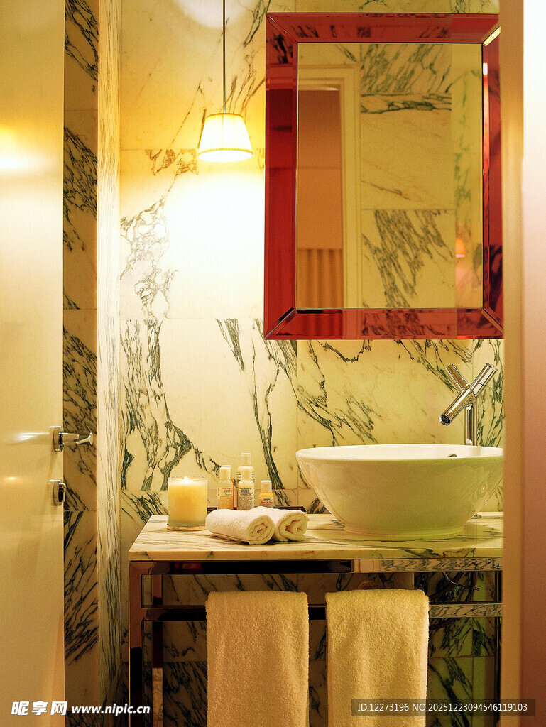 中式优雅浴室洗手台一角