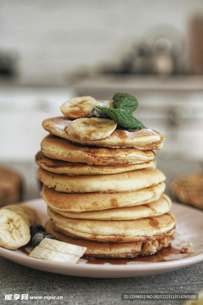 美味香蕉松饼堆叠