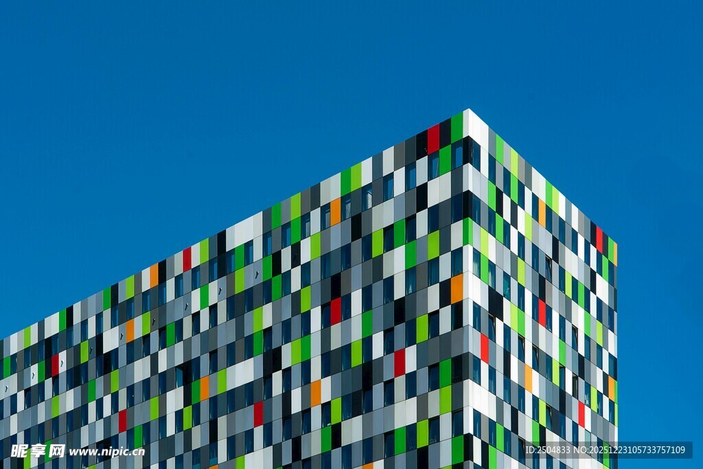 多彩几何大楼外观