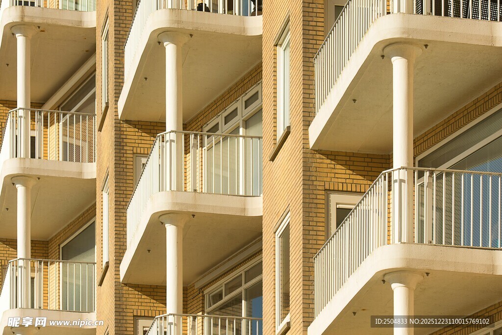 现代公寓楼外观细节