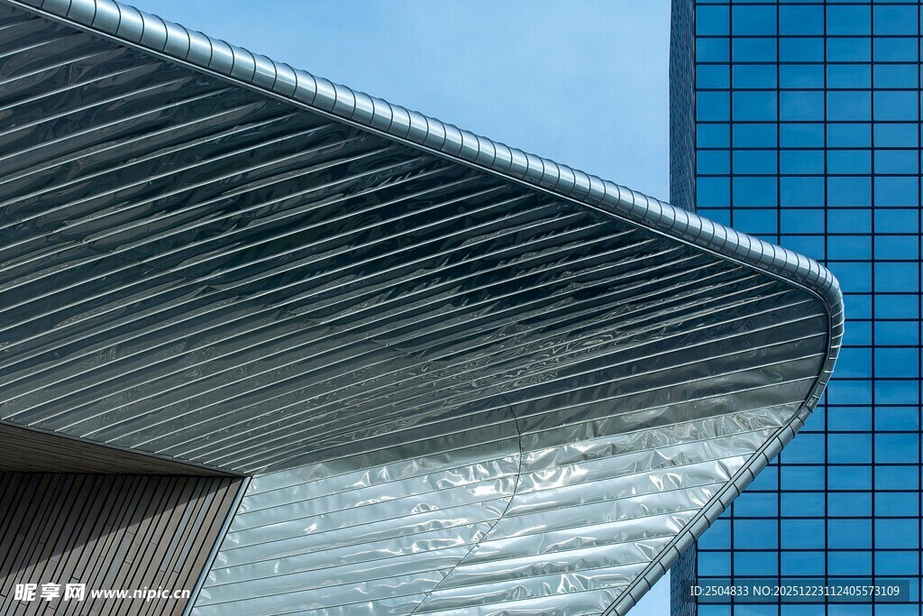 现代建筑独特金属外观