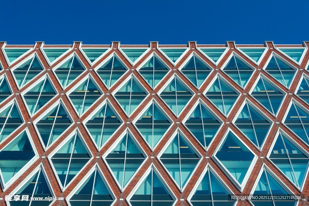 几何结构的现代建筑外观