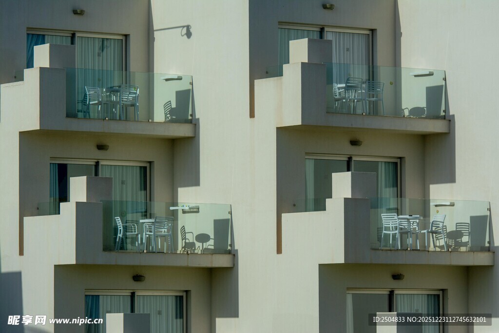 现代风格多层建筑外立面