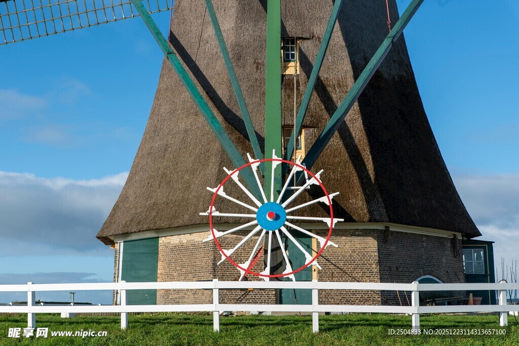 荷兰风车景观