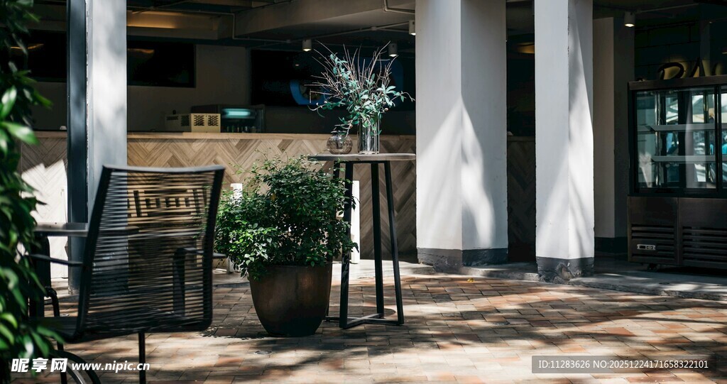 温馨户外休闲餐饮空间