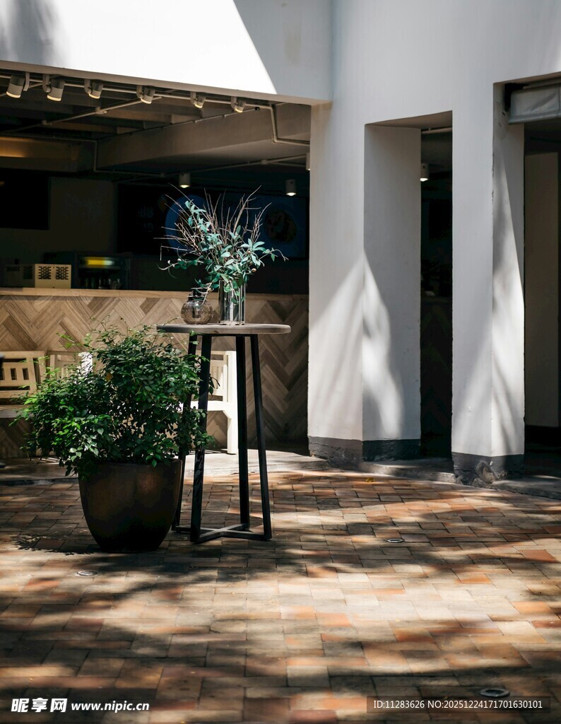 室内外过渡的休闲空间