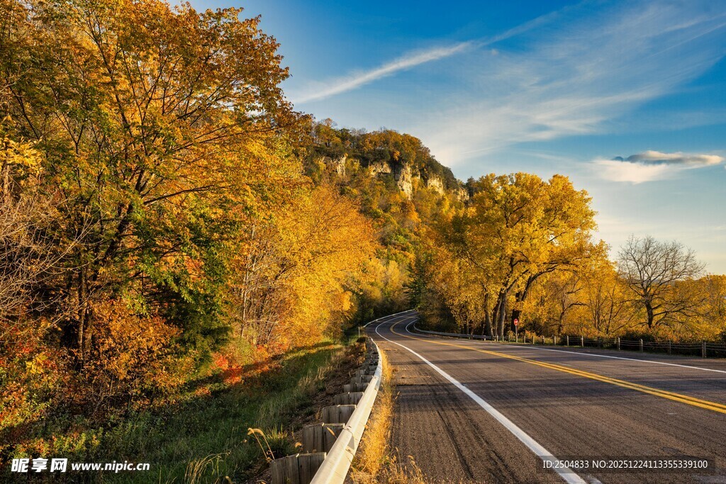 秋日公路美景