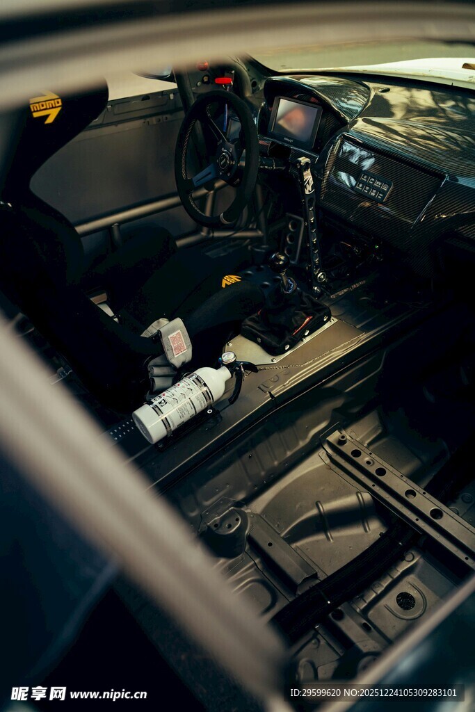 汽车内部机械构造特写