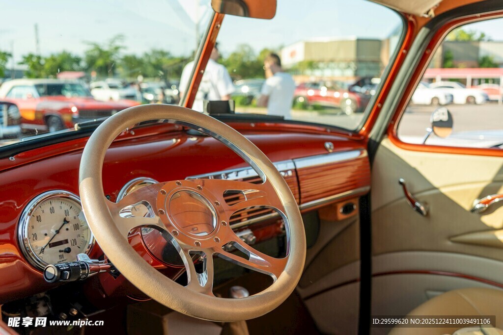 复古汽车内饰特写