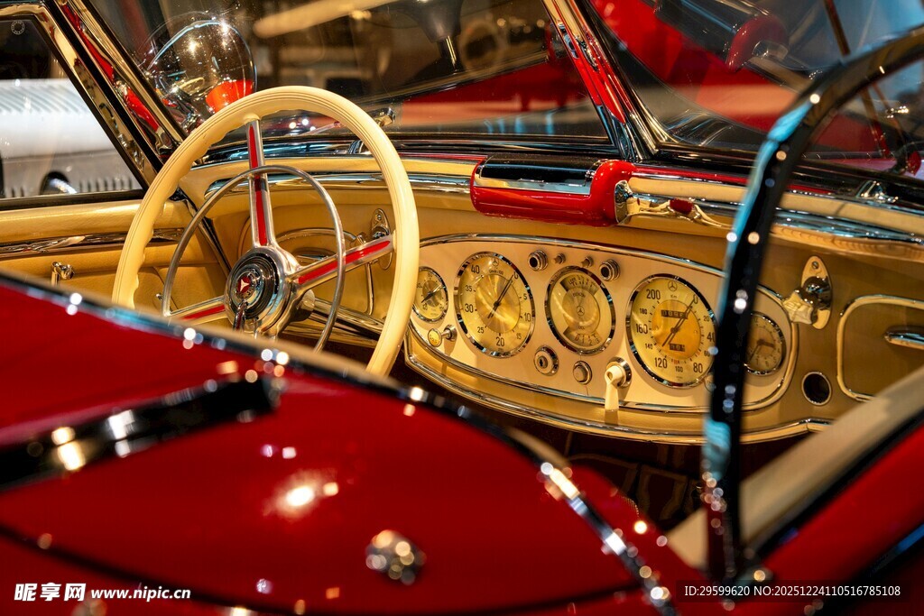 复古汽车内饰细节展示