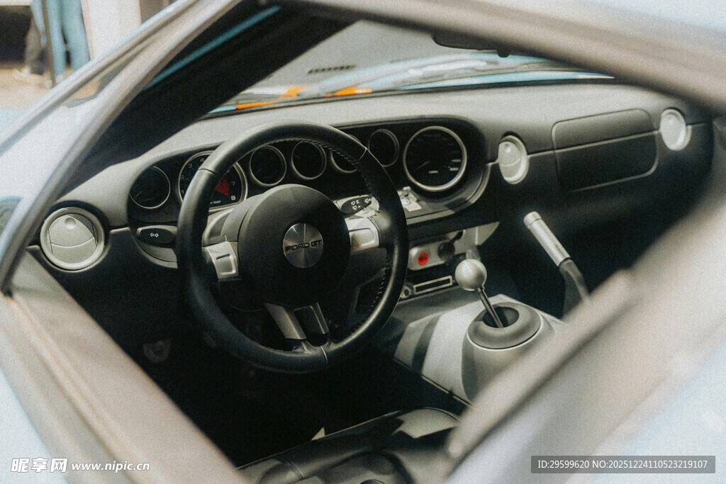 精致汽车内饰细节展示