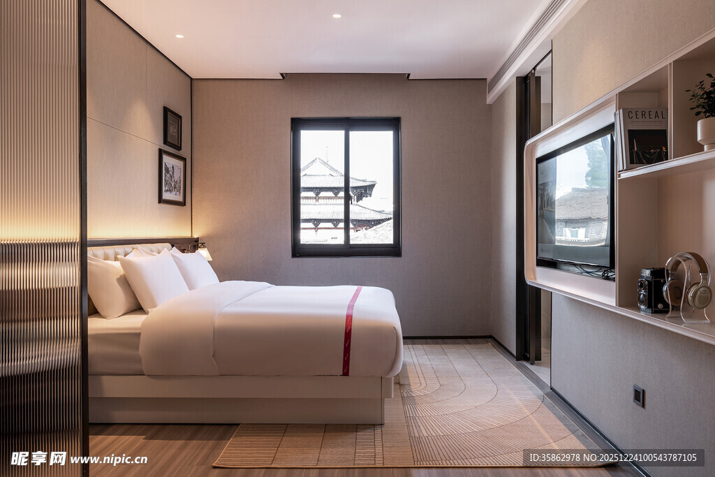 现代简约风格温馨卧室空间