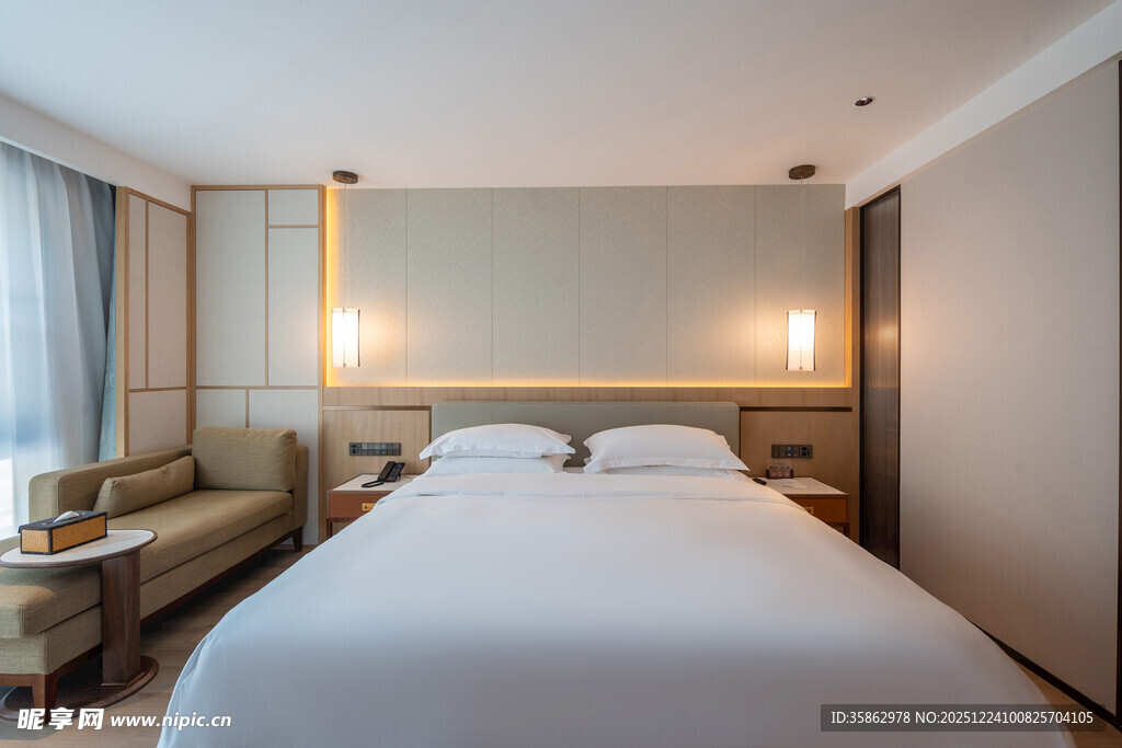 现代简约风格温馨卧室