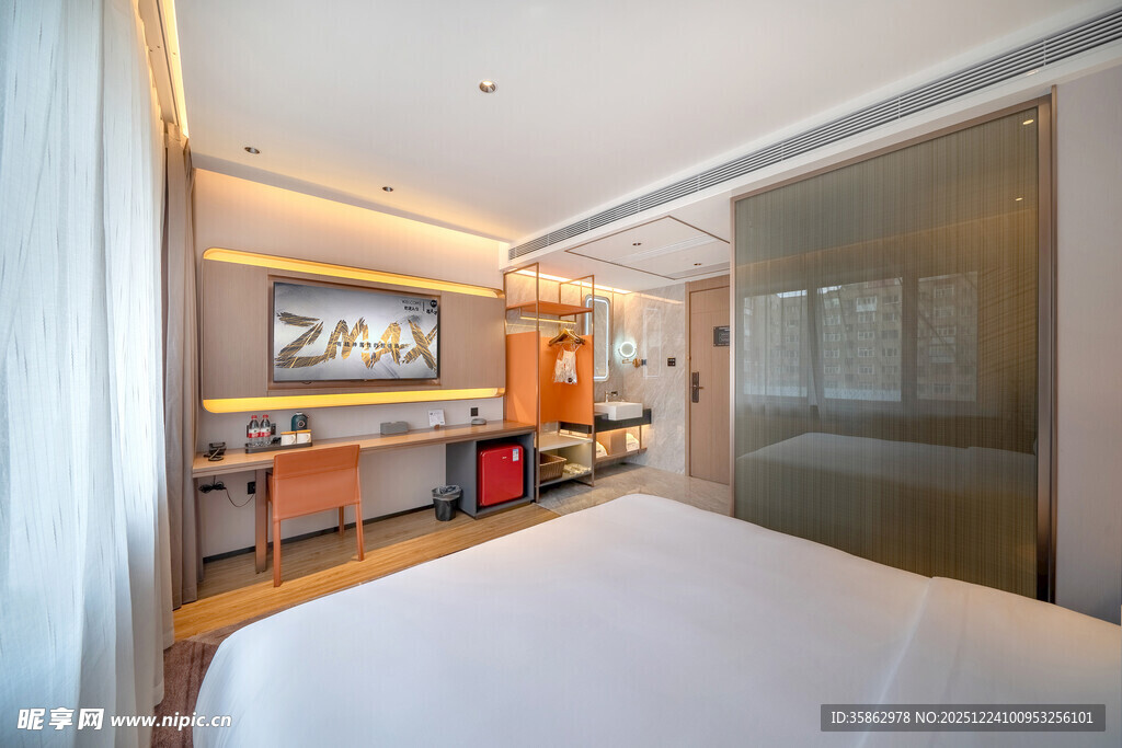 现代简约风格的舒适卧室