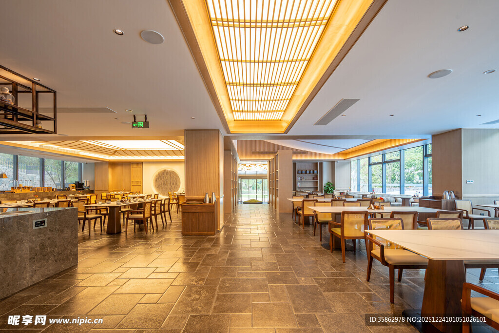 现代简约风格餐厅室内景