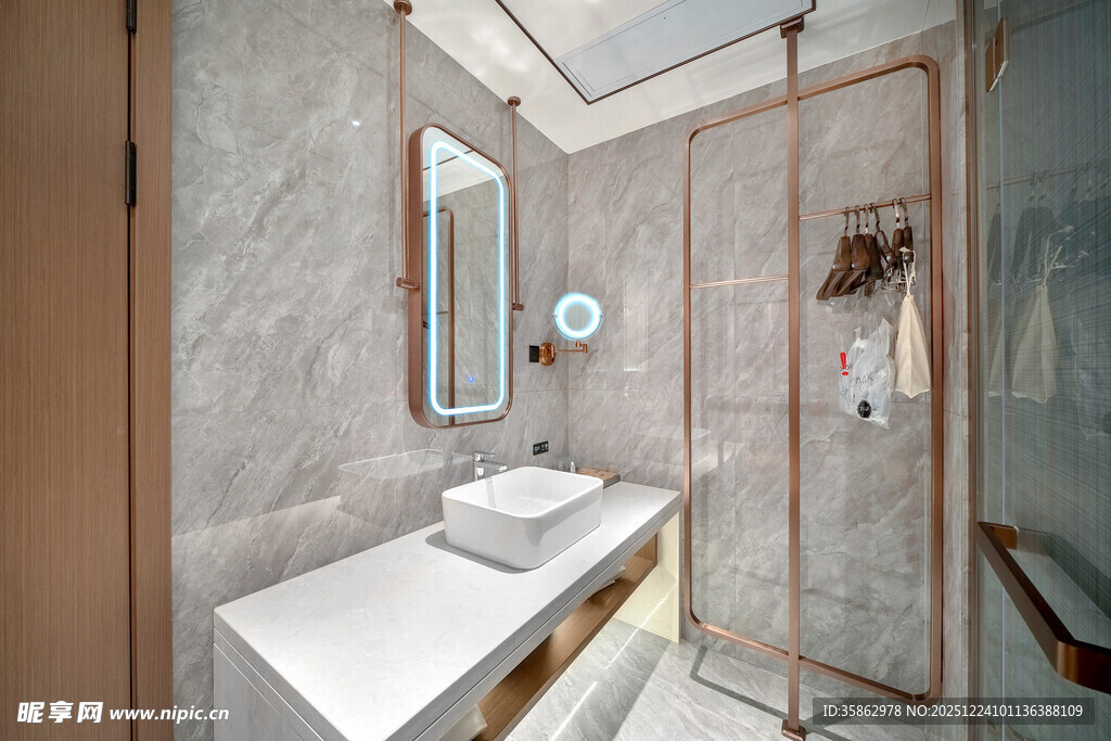 现代简约风格浴室一角