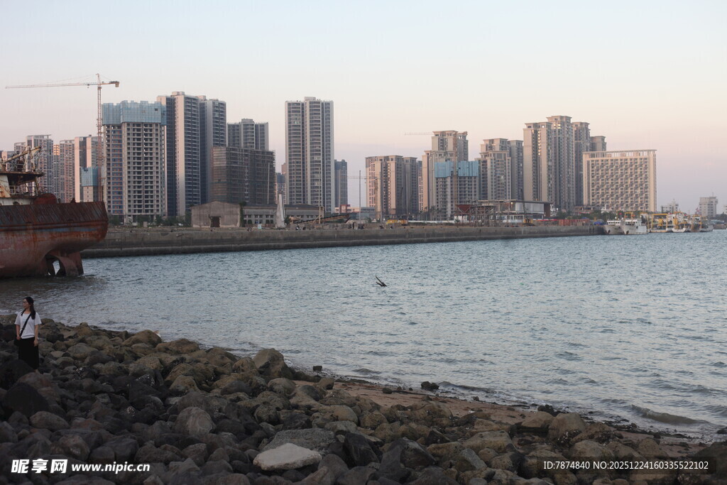 海滨城市风光