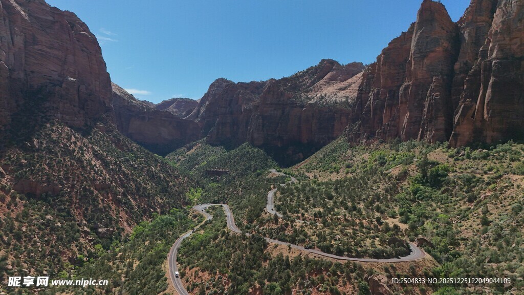 壮丽峡谷风光美景