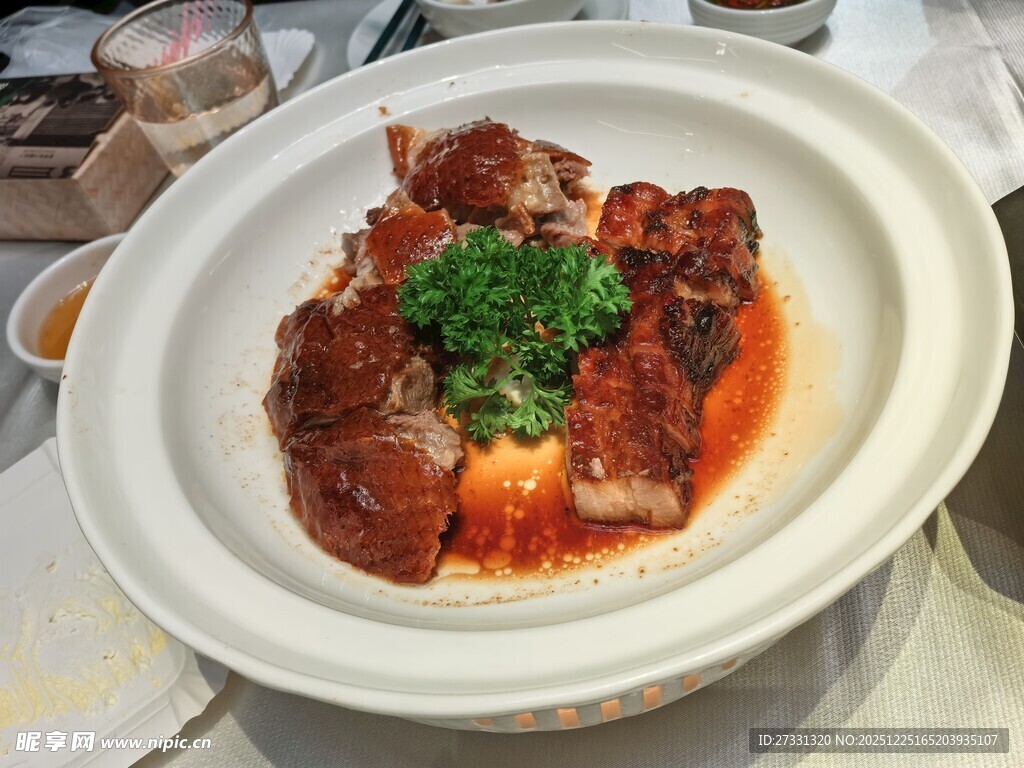 美味红烧狮子头