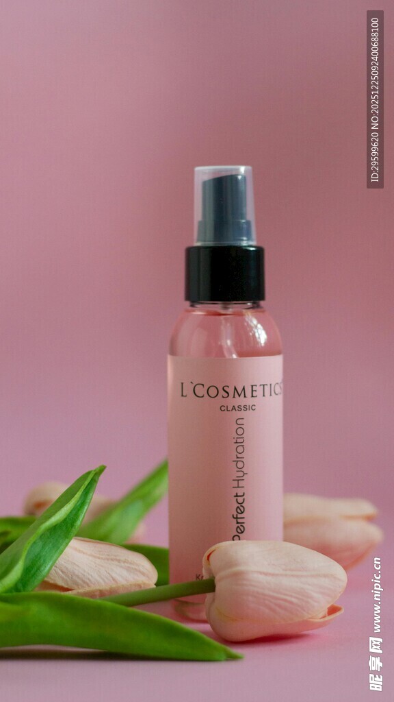 粉色喷雾与清新郁金香