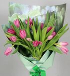 粉色郁金香花束