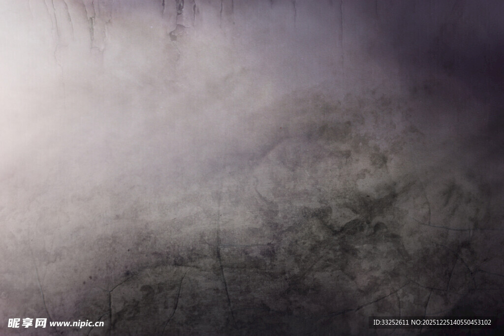 迷雾笼罩的朦胧景致