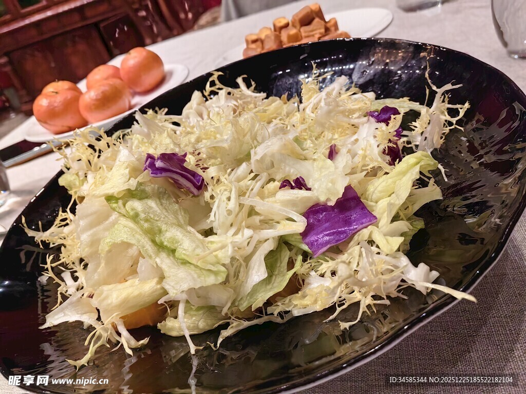 美味凉拌卷心菜沙拉
