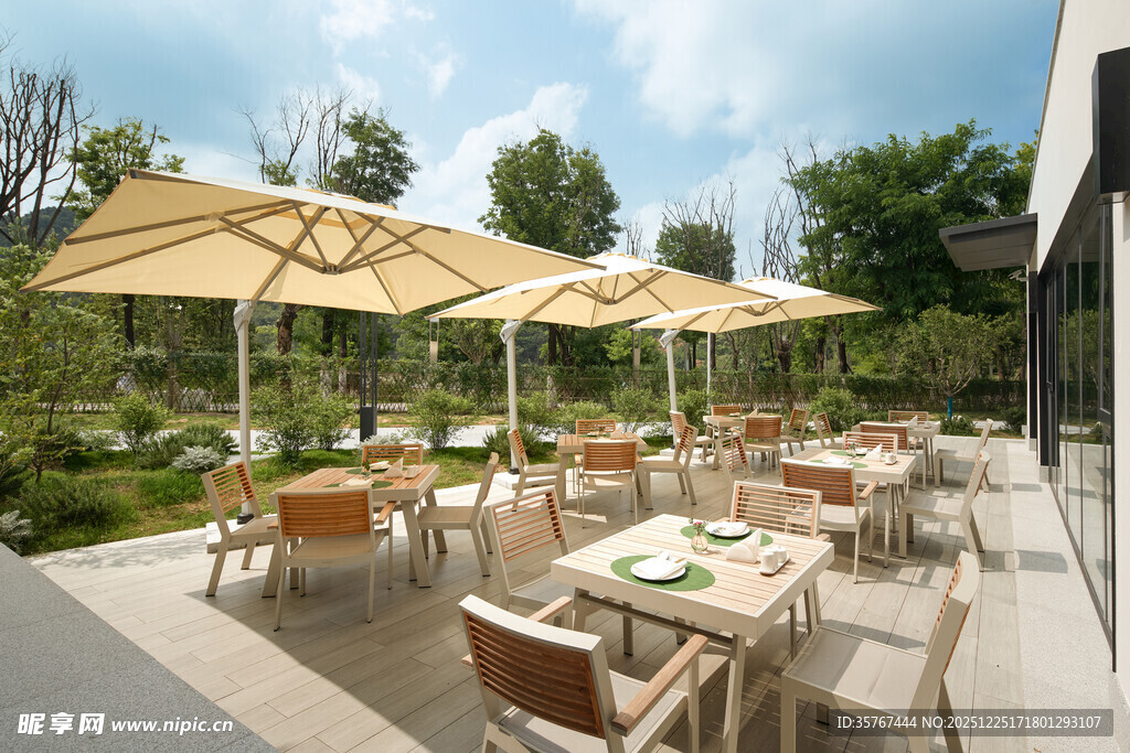 户外休闲庭院桌椅景观