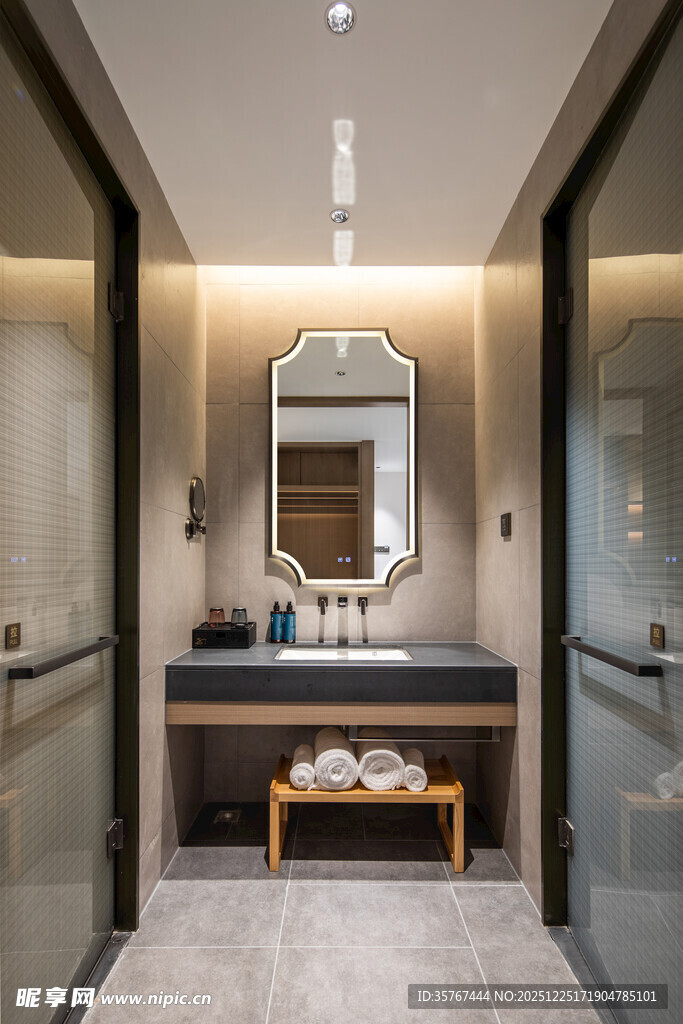 现代简约风入户玄关设计