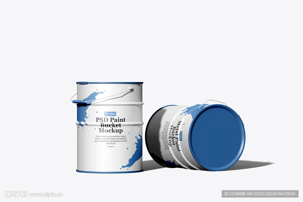 蓝色罐装产品展示