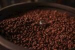 烘焙中的咖啡豆特写