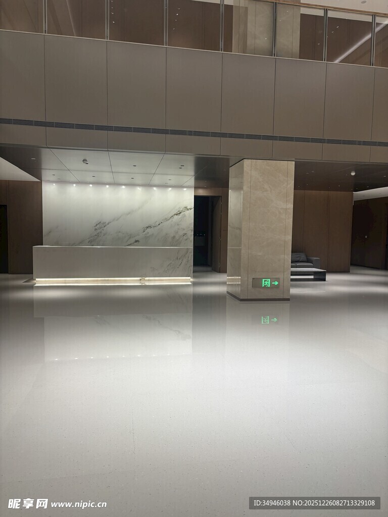 空旷室内空间场景