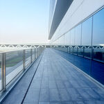 现代建筑露天观景长廊