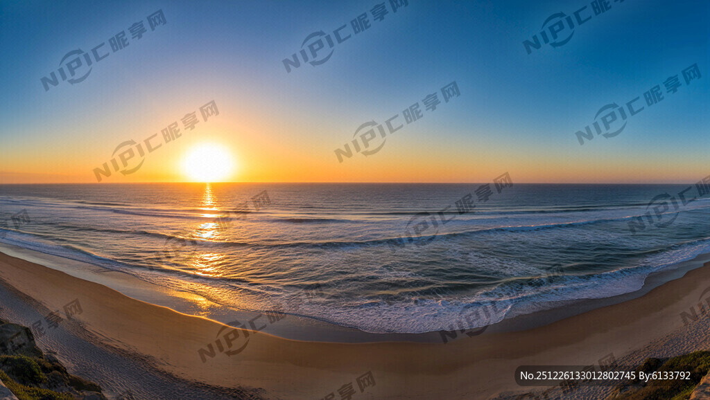 超大广角 日出波光海面沙滩