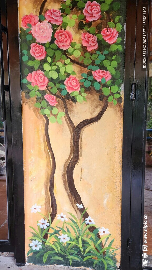 墙上繁花树装饰艺术
